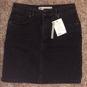 🆕 black denim high waisted skirt
